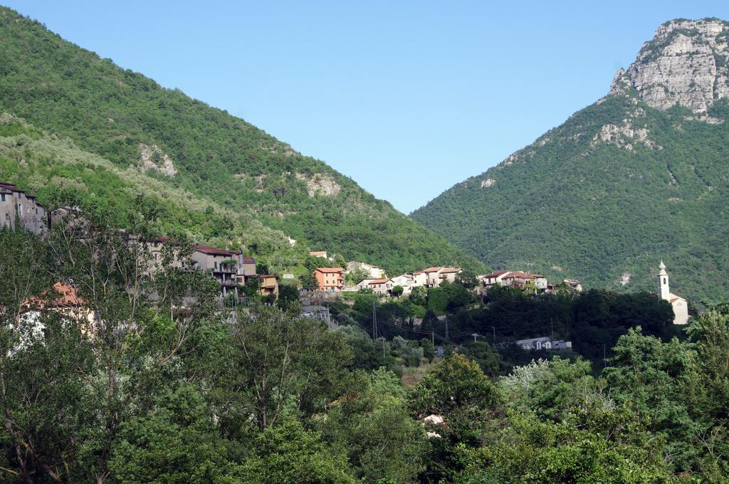 Agriturismo Mulino Del Castello Nasino Dış mekan fotoğraf