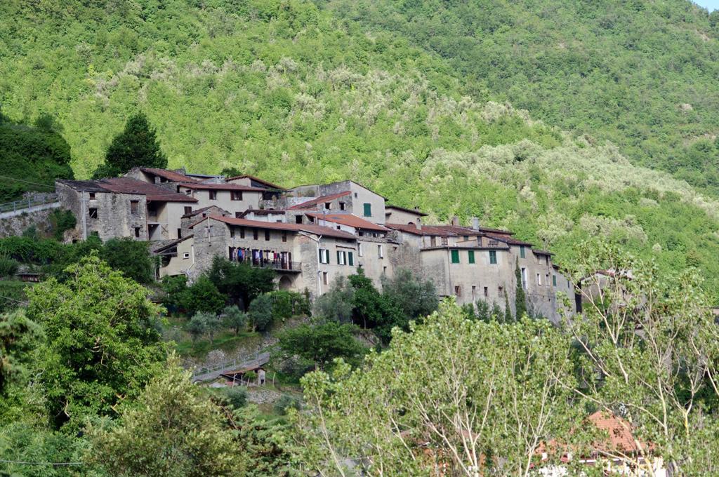 Agriturismo Mulino Del Castello Nasino Dış mekan fotoğraf