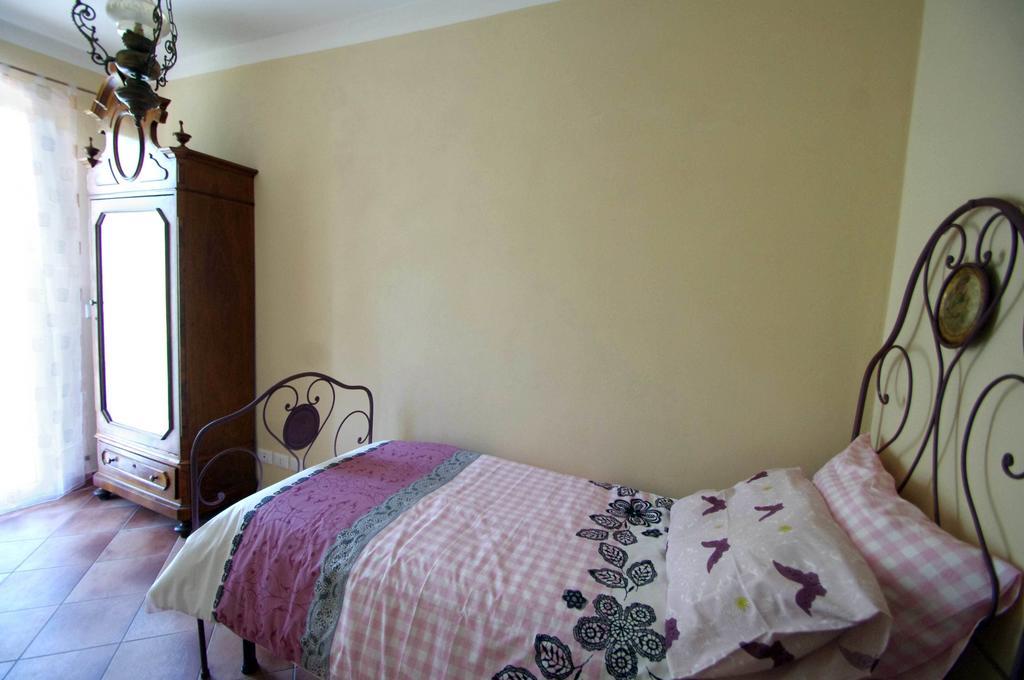 Agriturismo Mulino Del Castello Nasino Oda fotoğraf